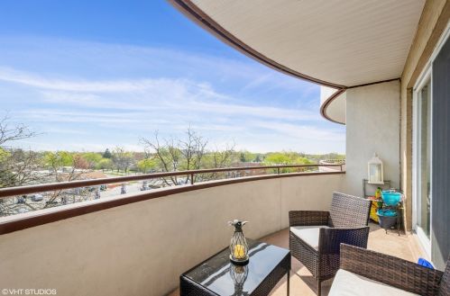 6400 Cicero Ave, Chicago IL  60712-5816 exterior