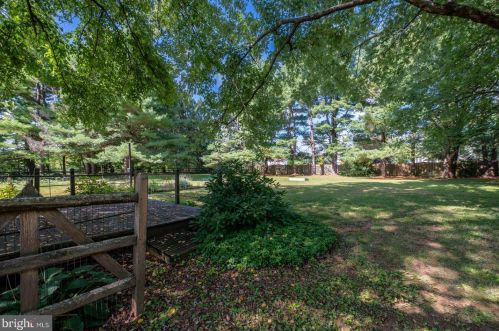 233 Old State Rd, Limerick PA 19468-3116 exterior