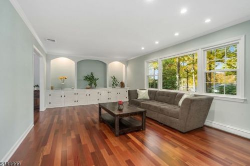 14 Stonehedge Ter, Sparta NJ 07871-1309 exterior