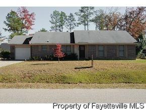 528 Woodberry Cir, Raeford NC  28376-9184 exterior