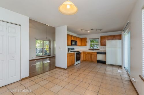 2305 Aspen Dr, Bull Valley IL 60098-6906 exterior