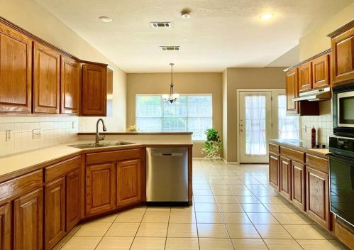 10604 Beckwood Dr, Austin TX  78726-1309 exterior