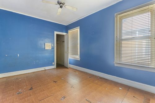 7439 Wabash Ave, Chicago IL 60619-1627 exterior