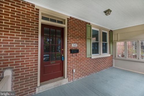 541 Reynolds Ave, Lancaster PA  17602-2146 exterior