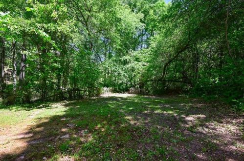 7250 Wheeler Ct, Lithonia GA  30058-9043 exterior