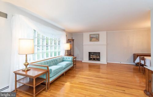 2101 Givenswood Dr, Fallston MD 21047-1426 exterior