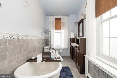 455 Main St, Limerick PA 19468-2303 exterior