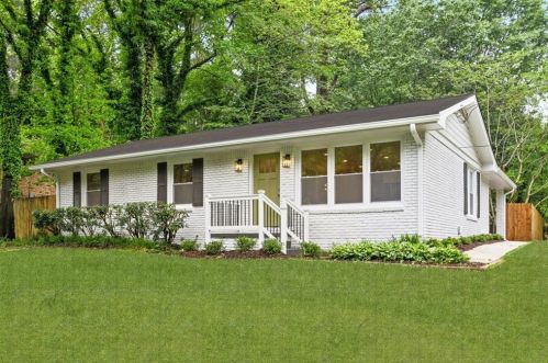 3763 Gloucester Dr, Tucker GA  30084-7204 exterior