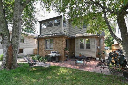 5040 Shoreland Ave, Milwaukee WI  53217-5539 exterior