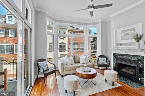 1626 Colonial Hills Dr, Mc Lean VA  22102-2938 exterior