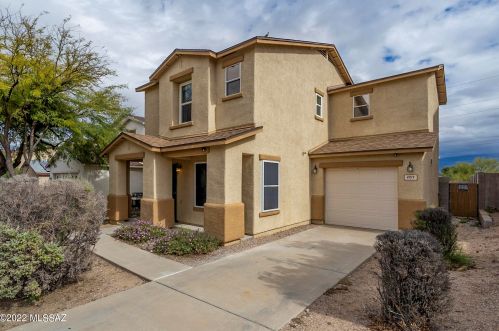 2213 Mcconnell Dr, Tucson AZ 85710-8091 exterior