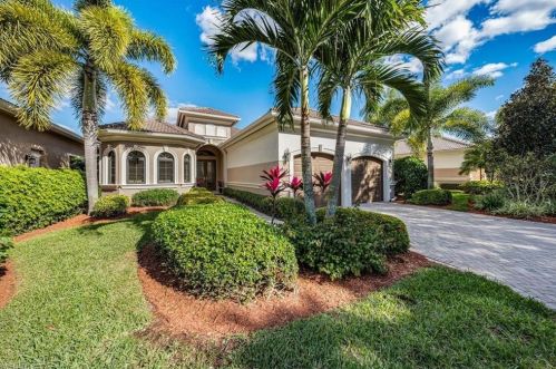 5934 Hammock Is Cir, Naples FL 34119-4649 exterior