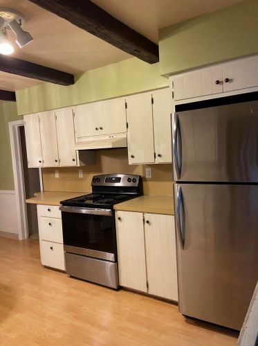 3441 Newcastle Dr, Grand Rapids MI 49508-5543 exterior