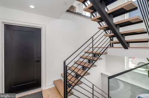 2612 Hagert St, Philadelphia PA 19125-1209 exterior