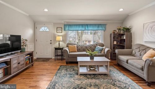 13008 Evanston St, Rockville MD 20853-3027 exterior