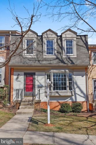 11943 Bargate Ct, Rockville, MD 20852-4116