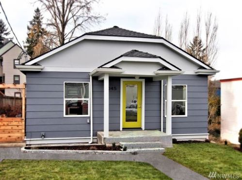 5045 37 Ave, Seattle WA  98118-2611 exterior