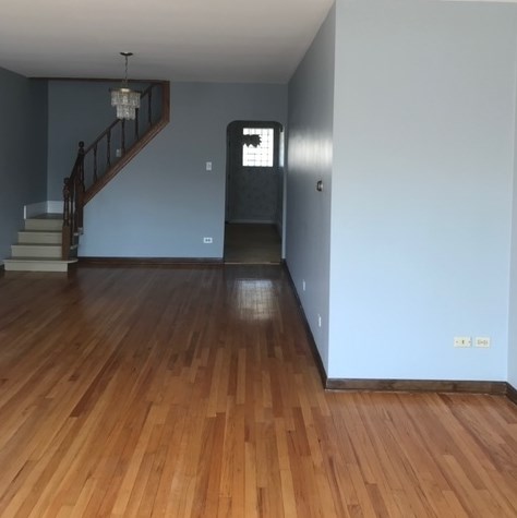 2937 77 Ave, Chicago IL 60707-3633 exterior