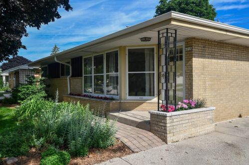 6216 Plainfield Ave, Milwaukee, WI 53220-3060