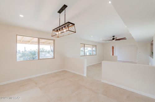 5862 Camino Arenosa, Tucson AZ  85718-4650 exterior