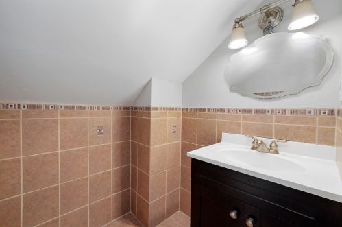 2312 Moody Ave, Chicago IL 60638-3545 exterior