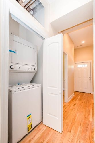 1630 Cermak Rd, Chicago IL 60623-2902 exterior