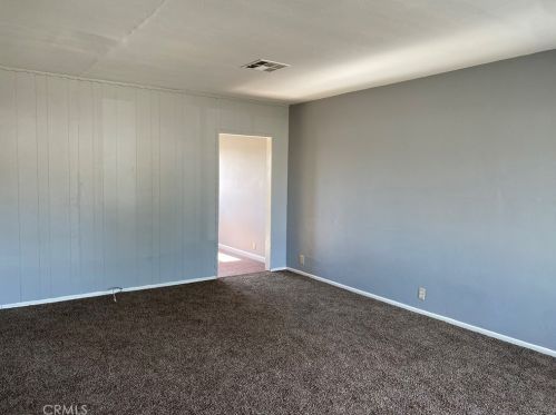 1723 Melody Ln, Bakersfield CA 93308-2224 exterior