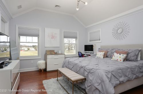 82 Cedar Ave, Red Bank NJ 07711 exterior