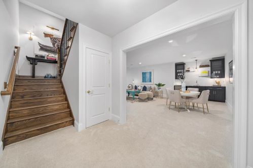 11428 Clayton Rd, Saint Louis MO 63131-2502 exterior