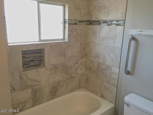 748 Carol Ave, Phoenix AZ 85021-2088 exterior