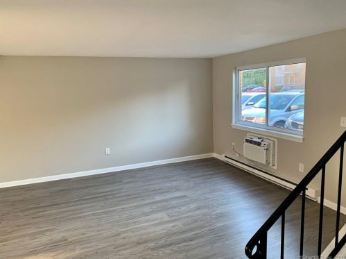 194 Pierremount Ave, New Britain, CT 06053-2345