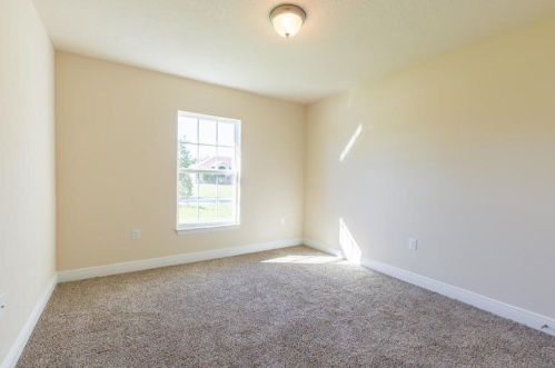 1666 Ocean Cv Ave, Fort Pierce FL 34953-2453 exterior