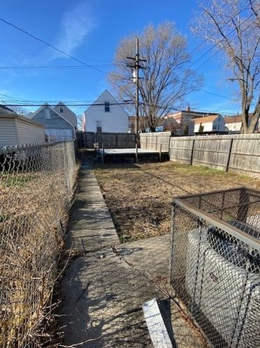 5334 Paulina St, Chicago IL 60640-2025 exterior