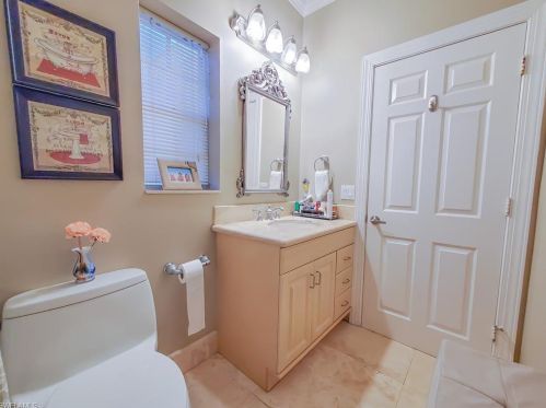 834 105 Ave, Naples FL 34108-1844 exterior