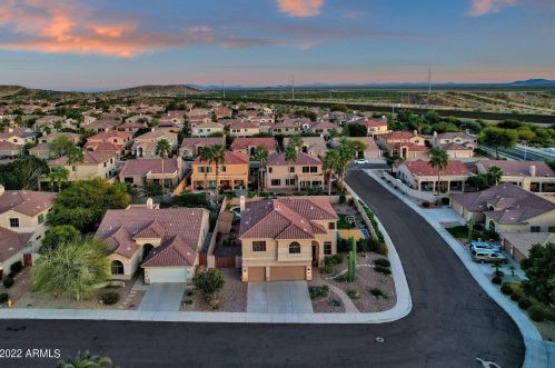 16647 15th Dr, Phoenix AZ  85045-0773 exterior