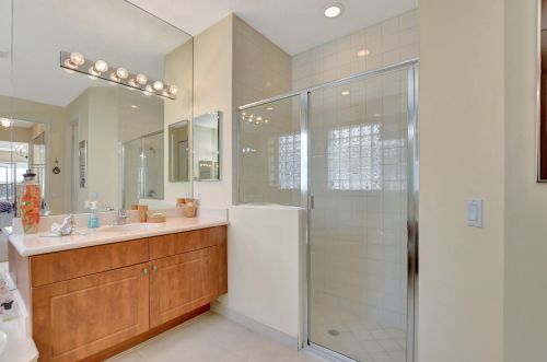 12121 Oakvista Dr, Boynton Beach FL 33437-6352 exterior