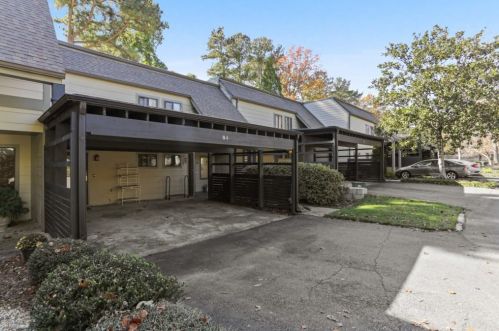 84 Forrest Pl, Atlanta, GA 30328-4871