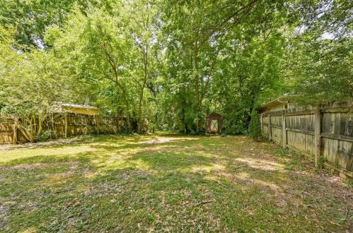 1971 Main St, Atlanta GA 30318-1851 exterior