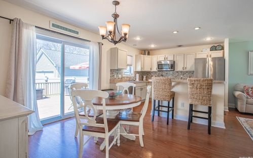 138 Frederick Ave, Babylon NY exterior