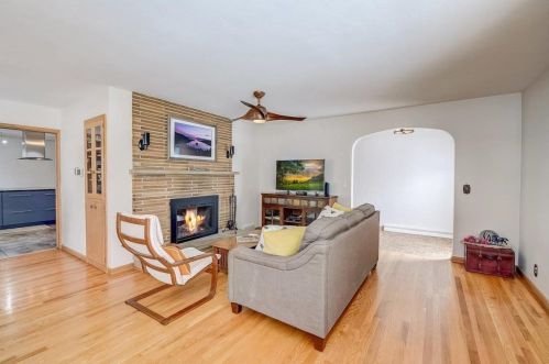 4510 Odana Rd, Madison WI  53711-1445 exterior