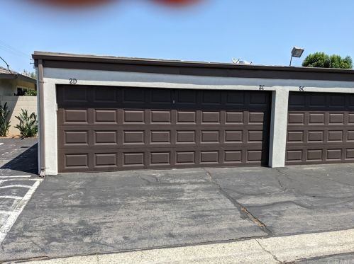 13902 Yorba St, Tustin CA  92780-1840 exterior