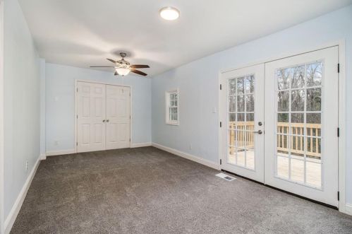 884 Grange Ct, Atlanta GA 30315-6956 exterior