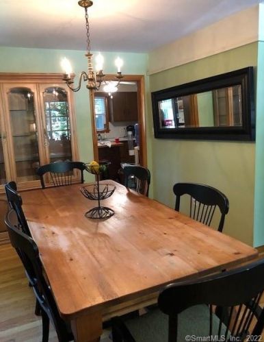 2 Fall St, Derby CT exterior