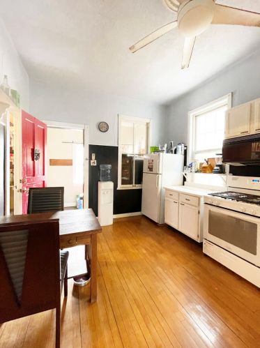 3355 May St, Chicago IL 60608-6413 exterior