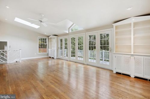 312 Alexandria Ave, Alexandria VA 22301-3036 exterior