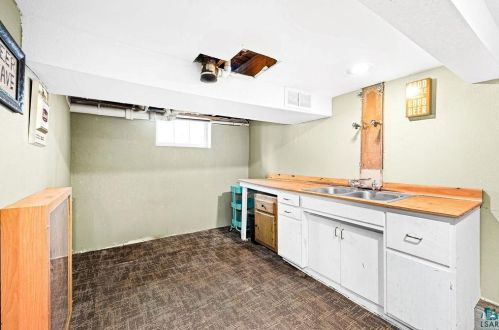 1702 Swan Lake Rd, Duluth MN 55811-4615 exterior