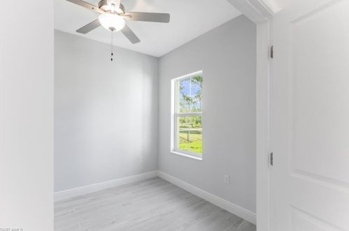 4011 8 Ave, Naples FL 34117-4993 exterior