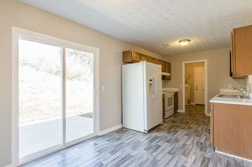 4309 Hunter Rd, Gainesville GA 30506-2841 exterior