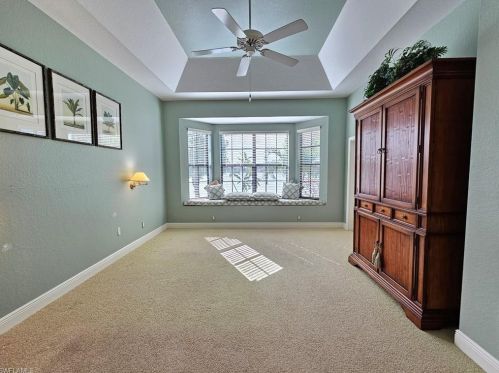 6516 Ilex Cir, Naples FL 34109-6855 exterior