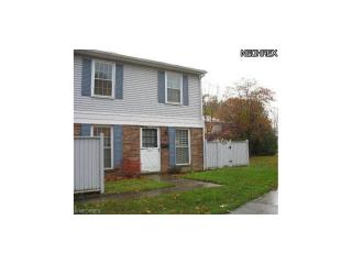 20353 Williamsburg Ct, Cleveland OH  44130-2450 exterior